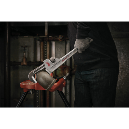 MILWAUKEE Hliníkový hasák na potrubí 450mm 48227218