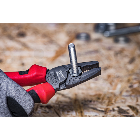 MILWAUKEE Kombinované kleště - 180 mm 4932492462