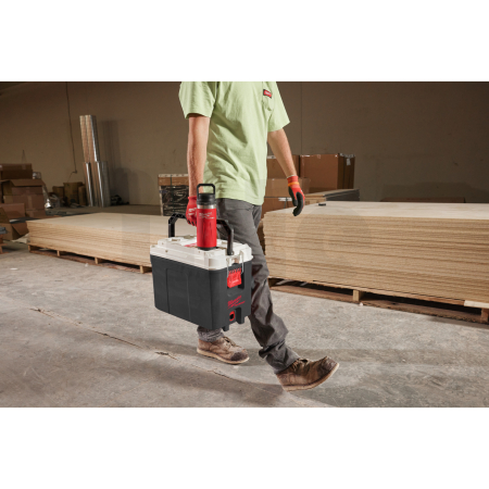 MILWAUKEE Packout™ láhev 710 ml s víčkem - červená 4932493465