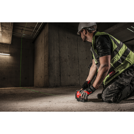 MILWAUKEE L4 CLLP-301C - Akumulátorový kombinovaný liniovo-bodový laser USB 4933478099