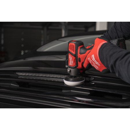 MILWAUKEE M12™ kompaktní leštička/bruska 4933447799