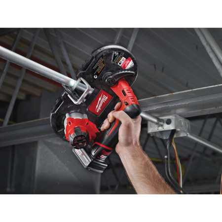 MILWAUKEE M12™ kompaktní pásová pila 4933441805