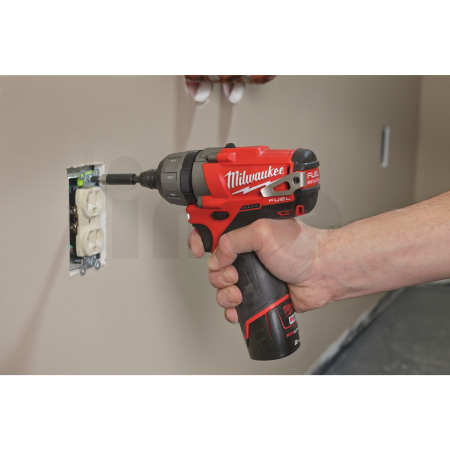 MILWAUKEE M12 FUEL™ kompaktní šroubovák 4933440450