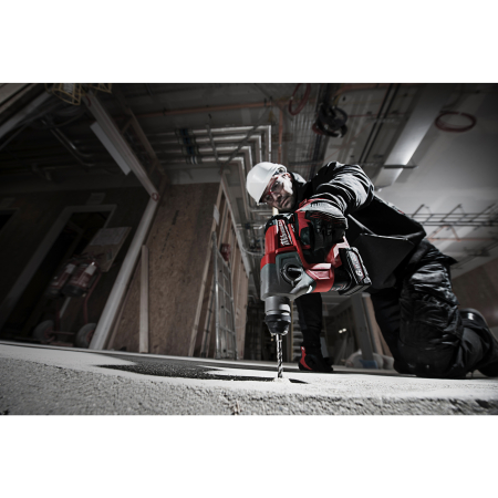 MILWAUKEE M12 FUEL™ kompaktní SDS-plus kladivo 4933451510