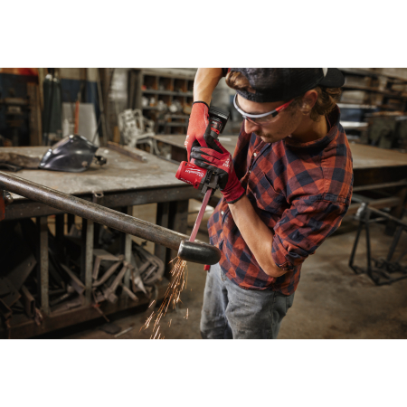 MILWAUKEE M12 M12FBFL13-402B pásová pilníková bruska 13 mm 4933480961