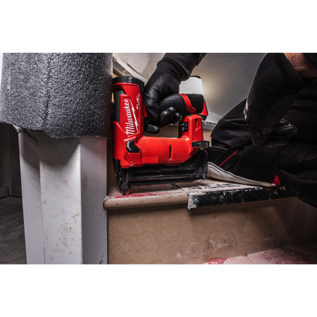 MILWAUKEE M12 FCN18GS-202X M12 FUEL přímá hřebíkovačka 18 GA 4933493355