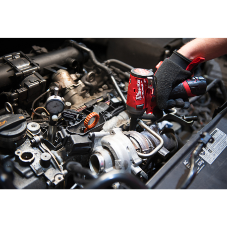 MILWAUKEE M12 FUEL™ kompaktní ¼″ rázový utahovák 4933464611