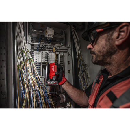 MILWAUKEE M12 Otočná svítilna 4933478226