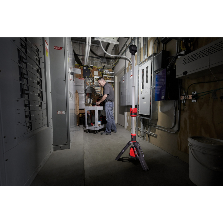 MILWAUKEE M12SAL-0 - M12™ stojanová svítilna   4933464823