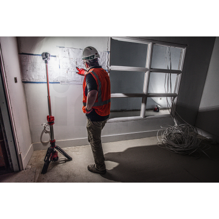 MILWAUKEE M12SAL-0 - M12™ stojanová svítilna   4933464823