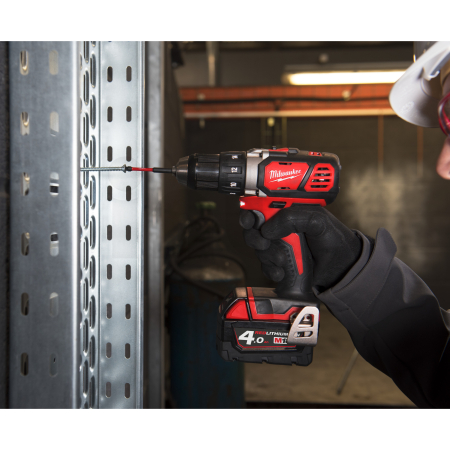 MILWAUKEE M18™ kompaktní vrtací šroubovák 4933443565