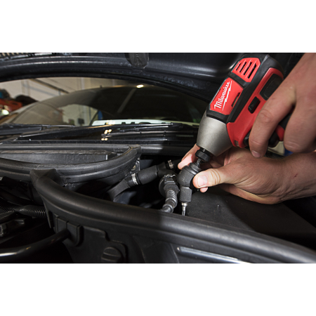 MILWAUKEE M18™¼″ kompaktní hex rázový utahovák 4933443580