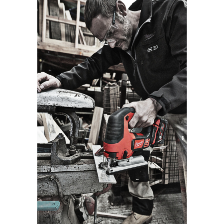 MILWAUKEE M18™ přímočará pila 4933451389