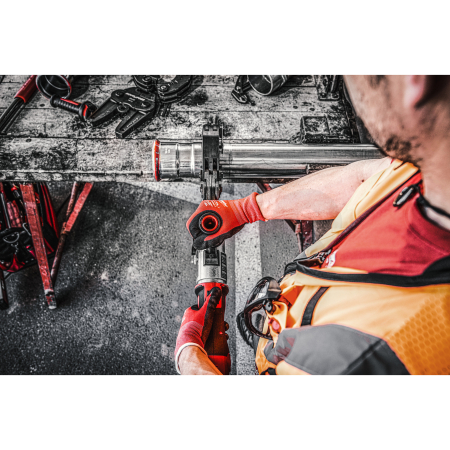 MILWAUKEE M18™ FORCE LOGIC™ bezuhlíkový hydraulický lis XL 4933479441