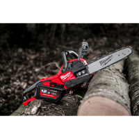 MILWAUKEE M18 FUEL™ Řetězová pila s lištou 30 cm 4933471443