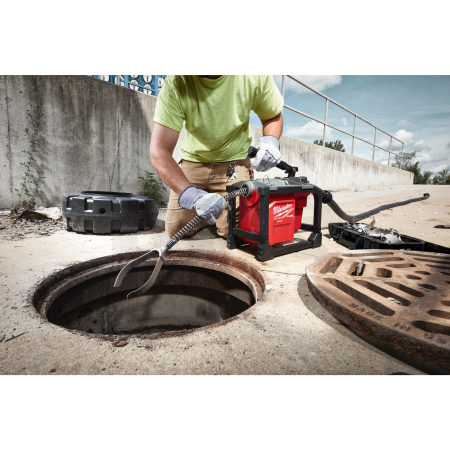 MILWAUKEE Kompaktní sekční čistička potrubí M18 FUEL™ 4933478408