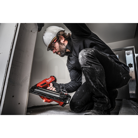 MILWAUKEE M18 FN15GA M18 FUEL™ dokončovací hřebíkovačka 15 GA 4933478091