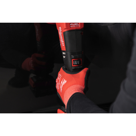 MILWAUKEE M18 FUEL™ excentrická leštička se zdvihem 15 mm 4933492352