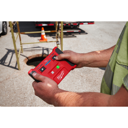 MILWAUKEE M18 HSFC125R-802 FORCE LOGIC hydraulické bezpečnostní nůžky na kabely 125 mm 4933492421