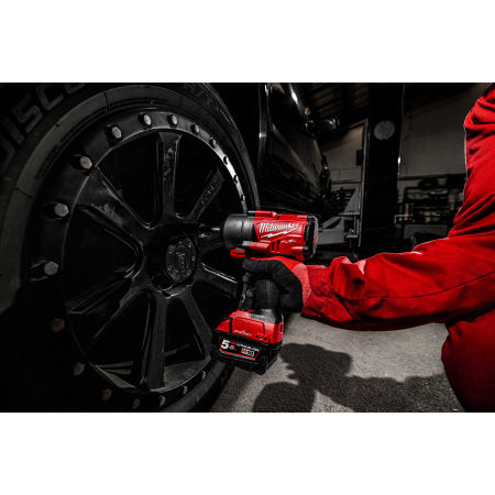 MILWAUKEE M18 FUEL™ ONE-KEY™ ½″ rázový utahovák s pojistným kroužkem a prodlouženým vřetenem 4933478405