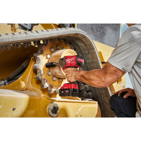 MILWAUKEE M18 FUEL™ ONE-KEY™ ½″ rázový utahovák s pojistným kroužkem a prodlouženým vřetenem 4933478405