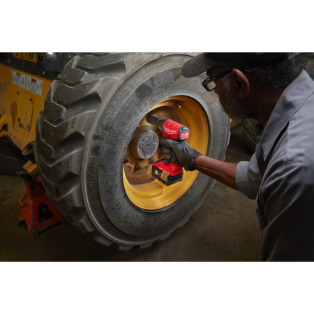 MILWAUKEE M18 FUEL™ ONE-KEY™ ½″ rázový utahovák s pojistným kroužkem 4933451374