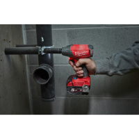 MILWAUKEE M18 FUEL™ ONE-KEY™ ½″ rázový utahovák s pojistným kroužkem 4933451374
