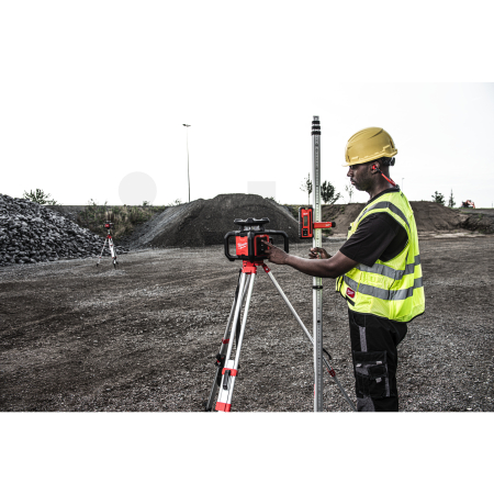 MILWAUKEE M18™ horizontální rotační laser 600 m s ONE-KEY™ 4933493191