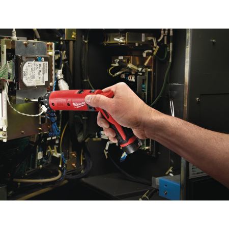 MILWAUKEE M4™ vrtačka/šroubovák 4933440475