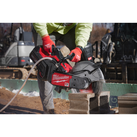 MILWAUKEE MXF COS350G2-0 MX FUEL 350 mm rozbrušovací pila 4933480478