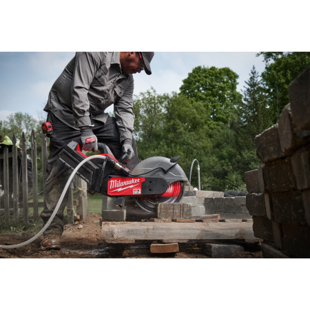 MILWAUKEE MXF COS350G2-802 IN2 MX FUEL 350 mm rozbrušovací pila 4933480480