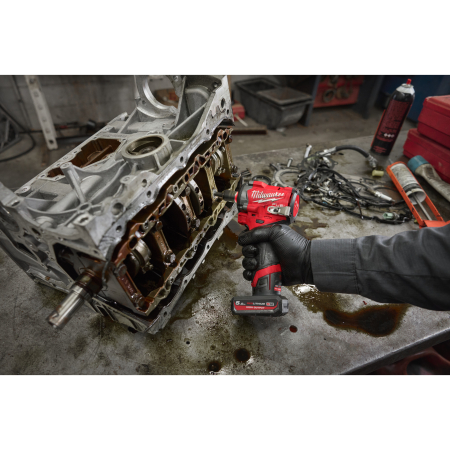 MILWAUKEE M12 FCIWF38G3-0 FUEL ⅜″  kompaktní rázový utahovák s třecím kroužkem 4933493451