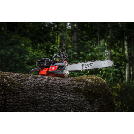 MILWAUKEE M18 F2CHS50-802 FUEL řetězová pila 50 cm na dva akumulátory 4933480121