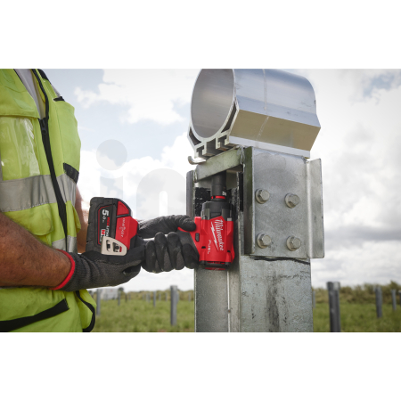 MILWAUKEE M18 ONEFIW2FC12-0X 1/2 kompaktní rázový utahovák s kontrolovaným točivým momentem 4933493412