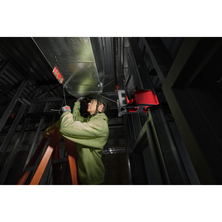 MILWAUKEE M18 PAL2-0 Otočné plošné světlo 4933493547