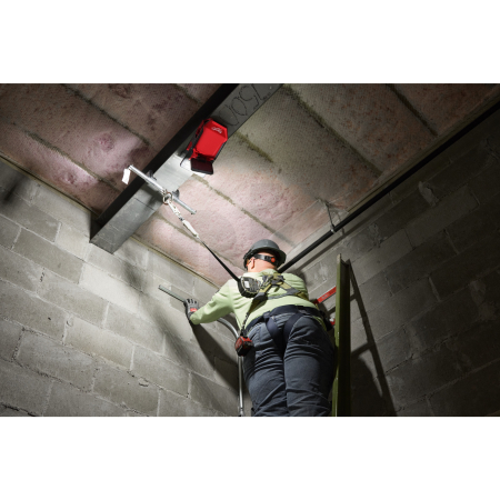 MILWAUKEE M18 PAL2-0 Otočné plošné světlo 4933493547