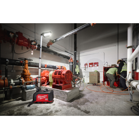 MILWAUKEE MXF TLIC-0 MX FUEL kompaktní staveništní světlo 4933498075