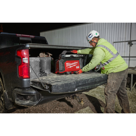 MILWAUKEE MXF TLIC-601 MX FUEL kompaktní staveništní světlo 4933498072