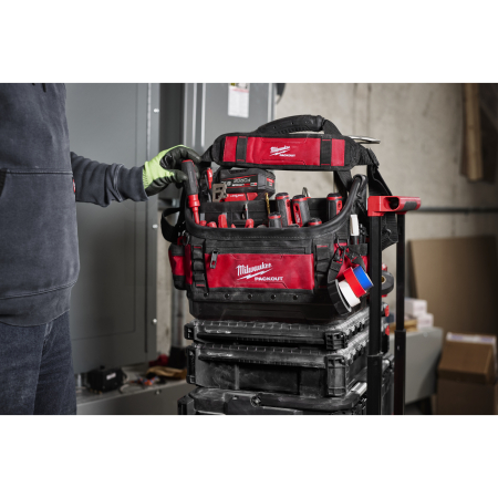 MILWAUKEE PACKOUT profesionální brašna na nářadí 38 cm 4932498634