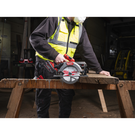 MILWAUKEE M18 FCS66GR3-121C FUEL kotoučová pila kompatibilní s vodicí lištou 4933493492