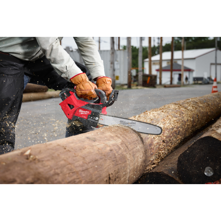 MILWAUKEE M18 FTHCHS35-802 FUEL řetězová pila s horní rukojetí a lištou 35 cm 4933499222