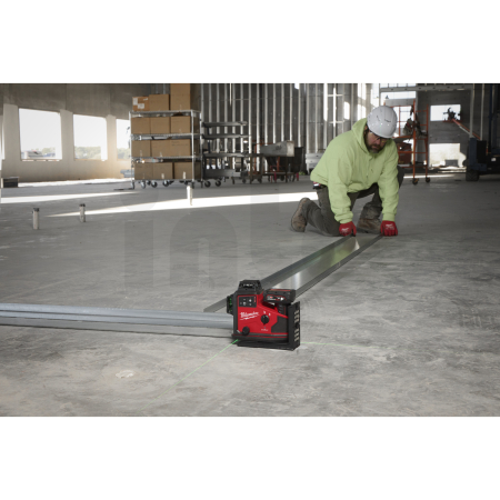 MILWAUKEE M12™ zelený laser s automatickým zarovnáním 360° ve 3 rovinách 4933499001