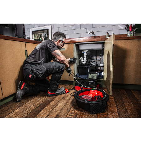 MILWAUKEE M12 HSFSM-602 vysokorychlostní čistič potrubí s ohebnou hřídelí, 2x baterie 6,0 Ah + nabíječka 4933498378