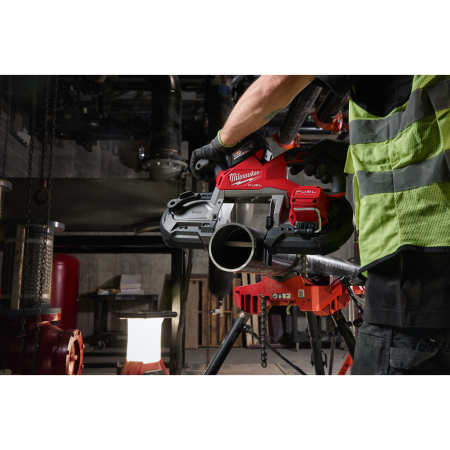 MILWAUKEE M18 FBS127-502C FUEL pásová pila s hlubokým řezem Gen 2 4933498310