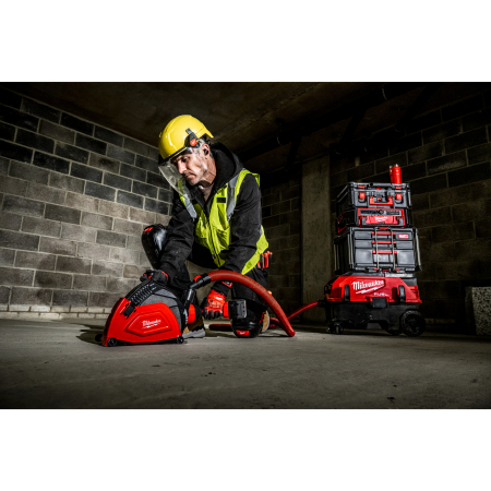 MILWAUKEE M18 FUEL™ odsavač prachu třídy M AC/DC na dva akumulátory a technologií VACLINK™ 4933498142