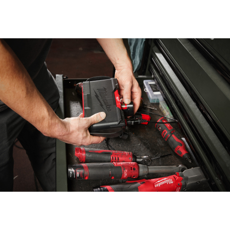 MILWAUKEE M12™ prémiový boreskop pro automobilový průmysl 4932492937