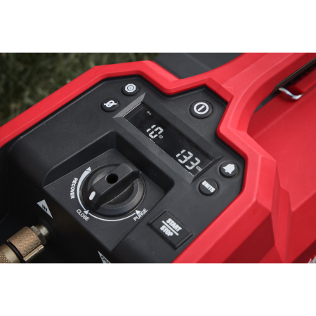 MILWAUKEE M18™ bezuhlíkové odsávací čerpadlo 4933498173
