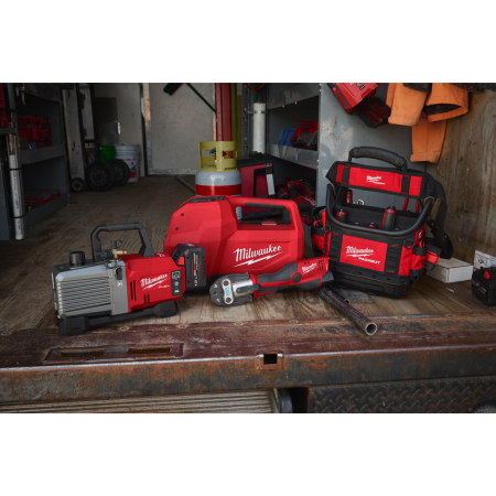MILWAUKEE M18™ bezuhlíkové odsávací čerpadlo 4933498173