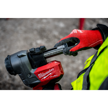 MILWAUKEE M18 FCST-0C FUEL odizolovač kabelů 4933499274