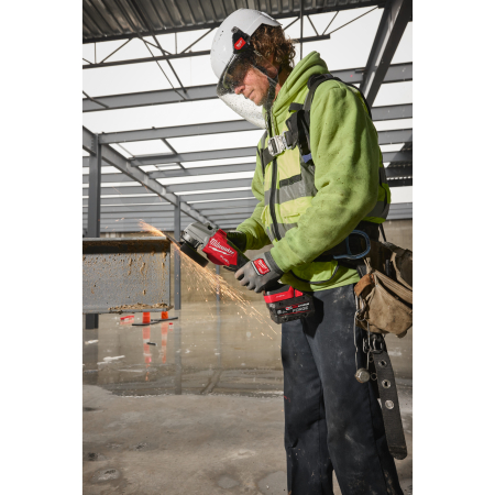 MILWAUKEE M18 FUEL™ vysoce výkonná 125mm úhlová bruska s ONE-KEY™ a kolébkovým spínačem 4933500036